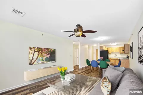 9-11 Madison Ave #18, Paterson, NJ 07524