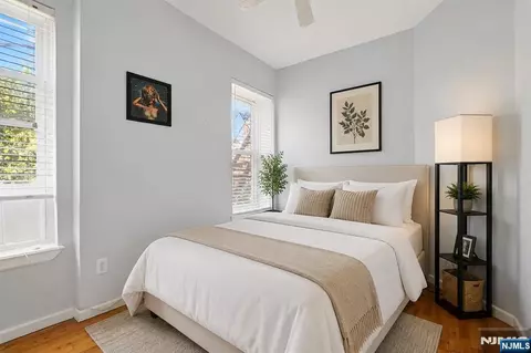 76 Bright St #202, Jersey City, NJ 07302