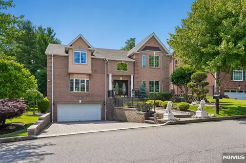 275 Marietta St, Englewood Cliffs, NJ 07632