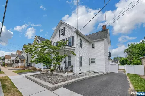 27 Thomas St, South River, NJ 08882