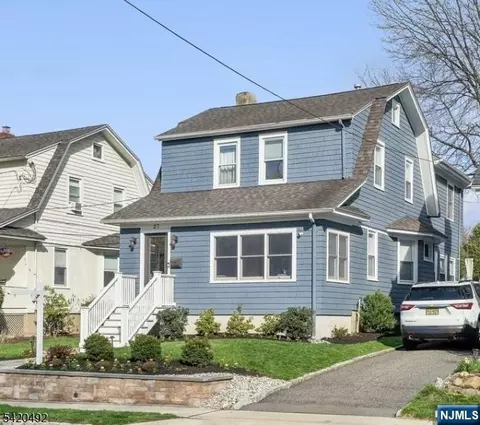 27 Otsego Rd, Verona, NJ 07044