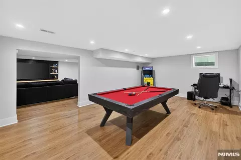 457 Lincoln Dr, Paramus, NJ 07652 photo 44