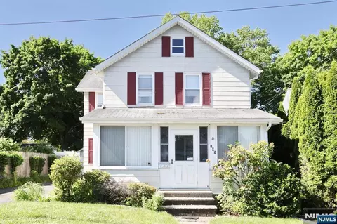 105 Sherwood Ave, Mahwah, NJ 07430