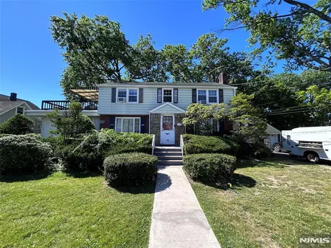 126 Parker Ave, Hawthorne, NJ 07506