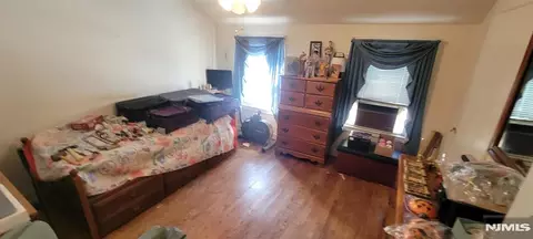 130 Glenbrook Pkwy #2B, Englewood, NJ 07631