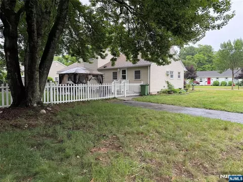 Exterior - 208 Lawrence Dr, Paramus, NJ 07652 photo 5 of 5