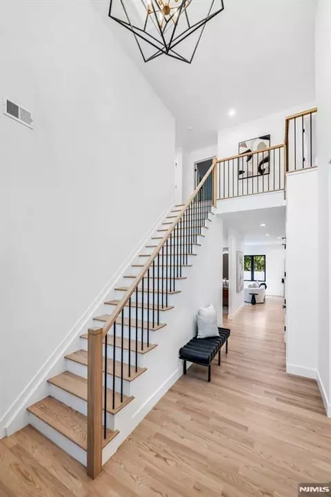 Entry Way - 408 Terhune Ave, Paramus, NJ 07652 photo 1 of 9
