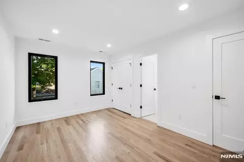 Bedroom - 408 Terhune Ave, Paramus, NJ 07652 photo 5 of 6