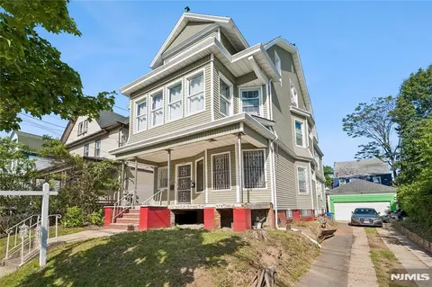908-910 S 16th St, Newark, NJ 07108