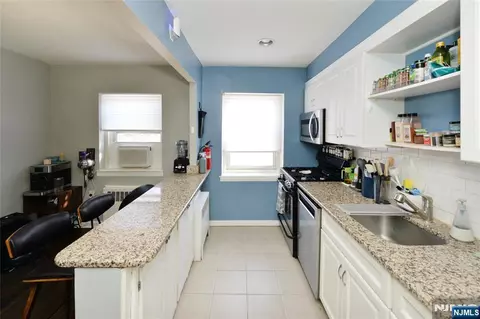 980 Main St #C1, Hackensack, NJ 07601 photo 4