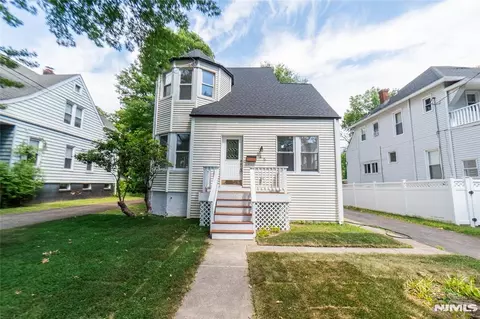 245 Elm Ave, Bogota, NJ 07603