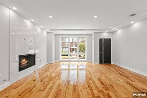 Living - 229 Wayne Ave, Cliffside Park, NJ 07010 photo 1 of 8