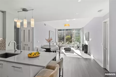 1200 Ave At Port Imperial #521, Weehawken, NJ 07086