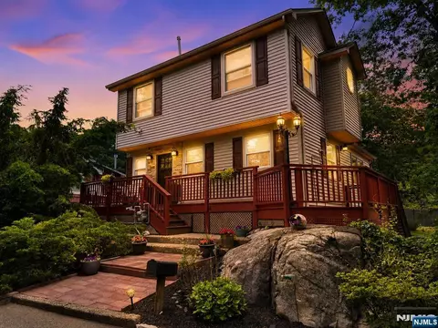 Exterior - 13 Oak St, Haskell, NJ 07420 photo 2 of 10