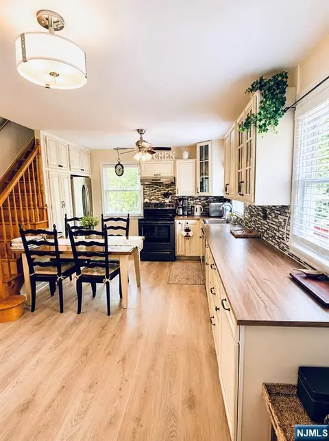 Kitchen - 13 Oak St, Haskell, NJ 07420 photo 1 of 4
