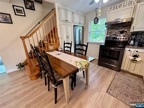 Kitchen - 13 Oak St, Haskell, NJ 07420 photo 4 of 4