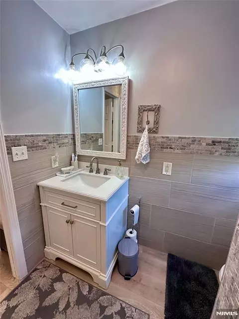 Bath - 13 Oak St, Haskell, NJ 07420 photo 1 of 2