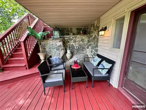 Exterior - 13 Oak St, Haskell, NJ 07420 photo 5 of 9