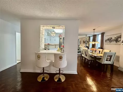 Dining - 160 Overlook Ave #2D, Hackensack, NJ 07601 photo 1 of 2
