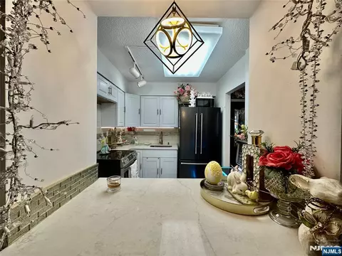 Kitchen - 160 Overlook Ave #2D, Hackensack, NJ 07601 photo 3 of 3