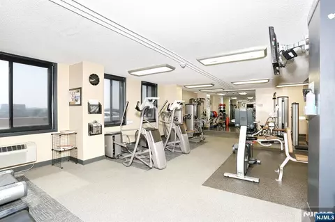 Other - 160 Overlook Ave #2D, Hackensack, NJ 07601 photo 9 of 10