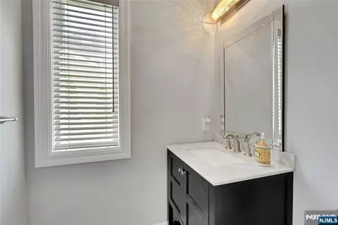 Bath - 697 Terrace Dr, Paramus, NJ 07652 photo 1 of 3