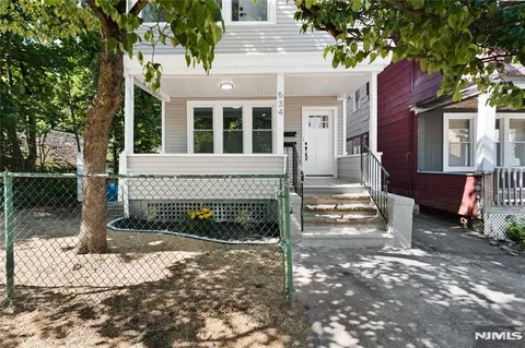 534 Morris St, Orange, NJ 07050
