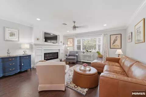Living - 20 Le Lamentin, Berkeley, NJ 08757 photo 1 of 3