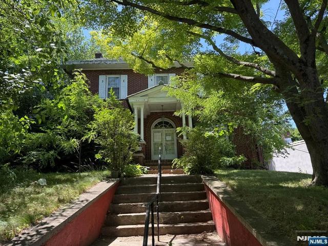 452 Central Ave, Orange, NJ 07050