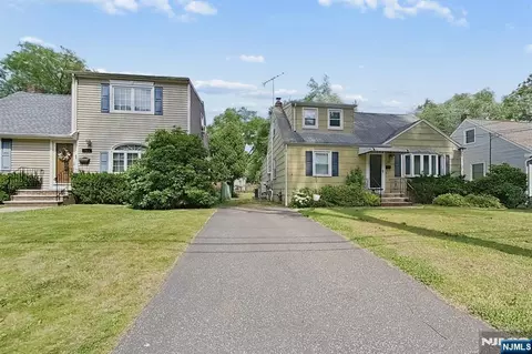 747 Brookside Rd, Rahway, NJ 07065
