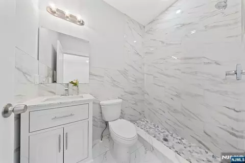 37 Devon Ter, Kearny, NJ 07032 photo 32