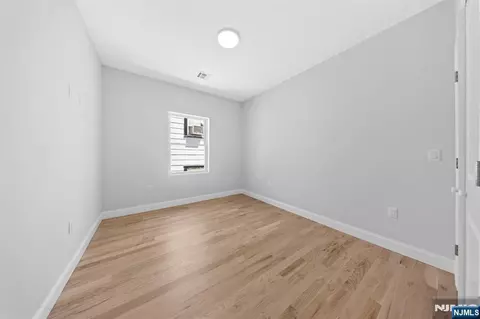 37 Devon Ter, Kearny, NJ 07032 photo 28