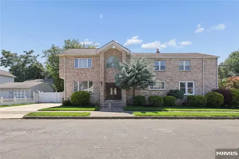 4-16 Bellair Ave, Fair Lawn, NJ 07410