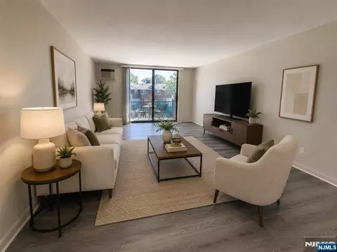 460 Liberty #460B  207, Little Ferry, NJ 07643