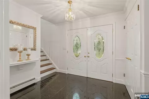 Entry Way - 290 Mchenry Dr, Paramus, NJ 07652 photo 3 of 4