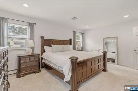 Bedroom - 290 Mchenry Dr, Paramus, NJ 07652 photo 2 of 5