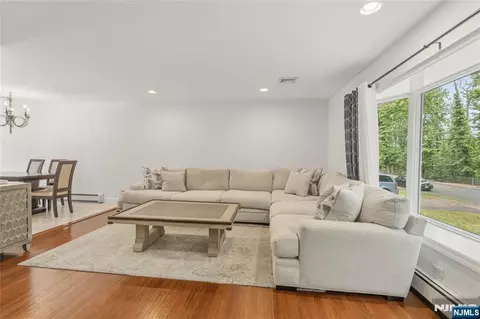 Living - 290 Mchenry Dr, Paramus, NJ 07652 photo 1 of 2