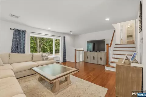 Living - 290 Mchenry Dr, Paramus, NJ 07652 photo 2 of 2