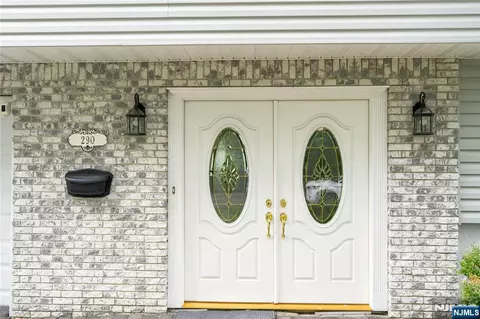 Entry Way - 290 Mchenry Dr, Paramus, NJ 07652 photo 1 of 4
