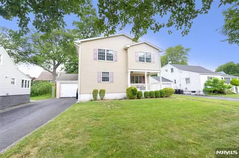 7-01 2nd St, Fair Lawn, NJ 07410
