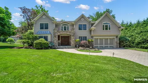 Exterior - 26 Devonshire Rd, Cresskill, NJ 07626 photo 2 of 5