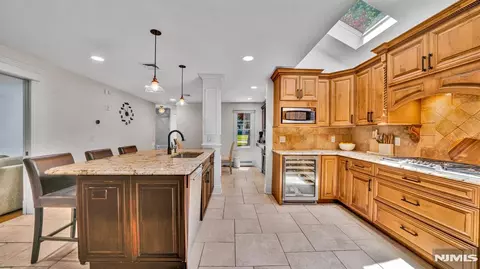 Kitchen - 26 Devonshire Rd, Cresskill, NJ 07626 photo 6 of 6