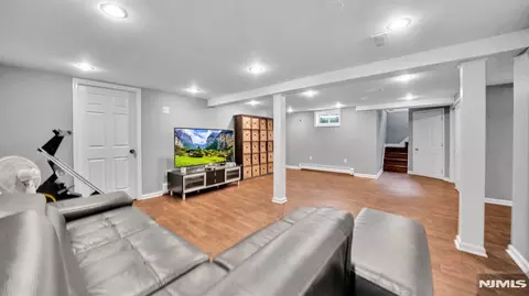 Entry Way - 26 Devonshire Rd, Cresskill, NJ 07626 photo 10 of 10