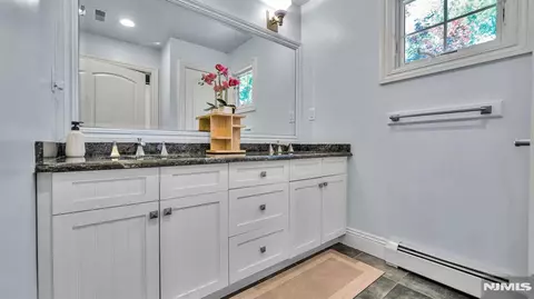 Bath - 26 Devonshire Rd, Cresskill, NJ 07626 photo 3 of 3