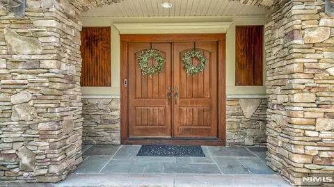 Entry Way - 26 Devonshire Rd, Cresskill, NJ 07626 photo 1 of 10