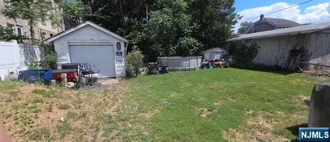 886 Main St, Hackensack, NJ 07601 photo 2