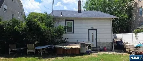 886 Main St, Hackensack, NJ 07601 photo 3