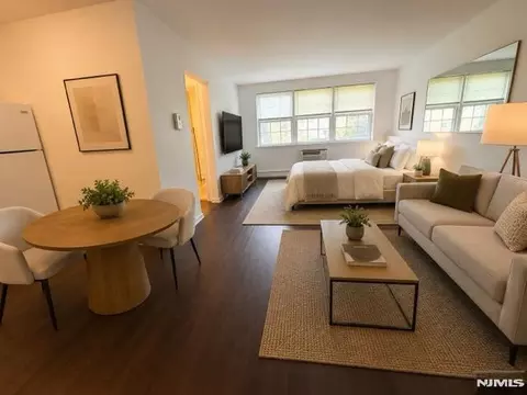 605 Grove St #K011, Clifton, NJ 07013
