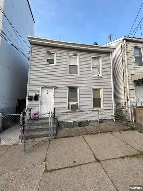 63 Pearl St, Paterson, NJ 07501