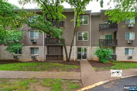 314 Federal Hill Rd #314, Pompton Lakes, NJ 07442
